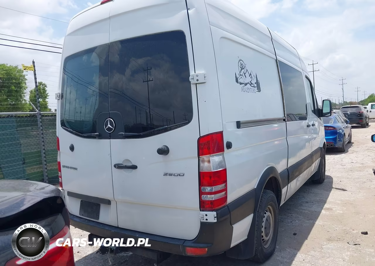 2017 Mercedes-Benz Sprinter 2500 Standard Roof V6 VIN:WD3PE7CD9HP376040 - 4