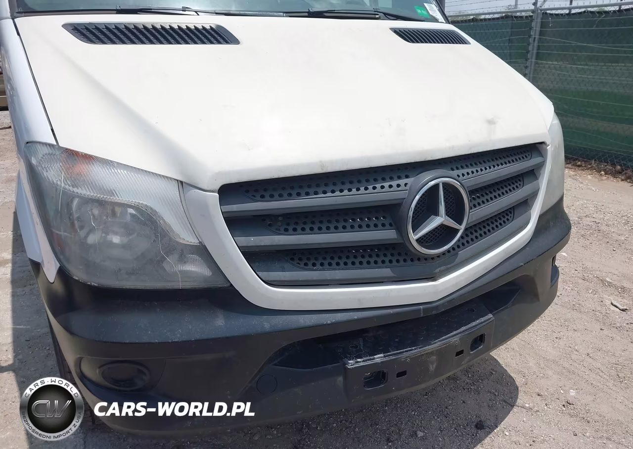 2017 Mercedes-Benz Sprinter 2500 Standard Roof V6 VIN:WD3PE7CD9HP376040 - 6
