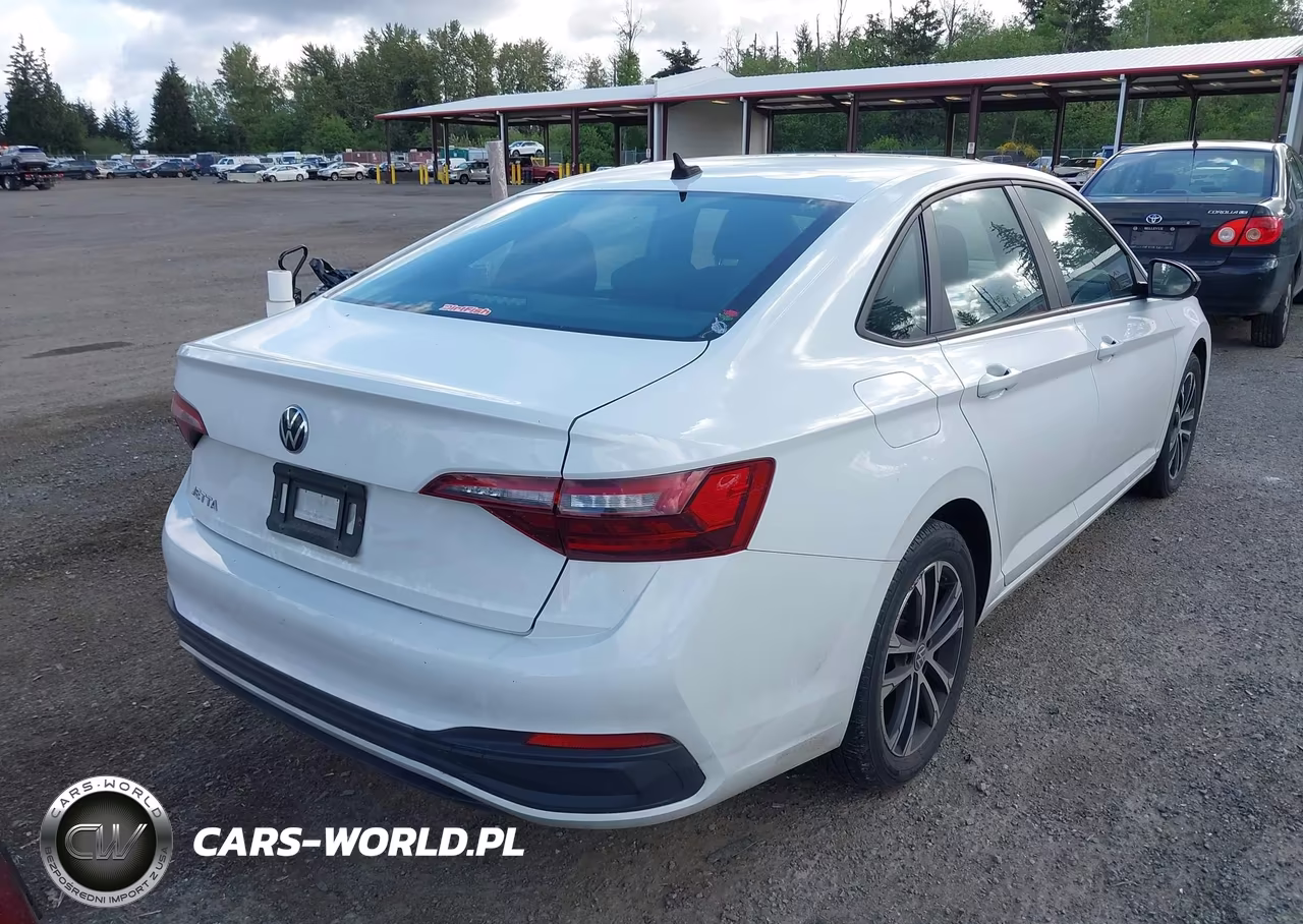 2022 Volkswagen Jetta 1.5T Sport VIN:3VWBM7BU7NM032872 - 4