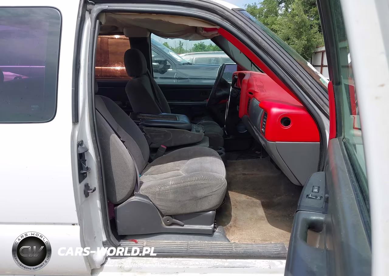 2004 Chevrolet Silverado 1500 Ls VIN:1GCEC19V04Z346777 - 5