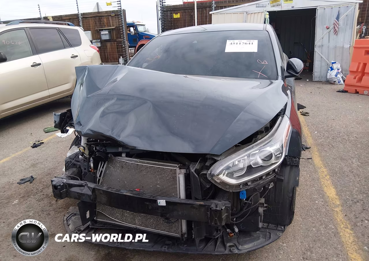 2020 Kia Forte Gt-Line VIN:3KPF34AD1LE248621 - 13