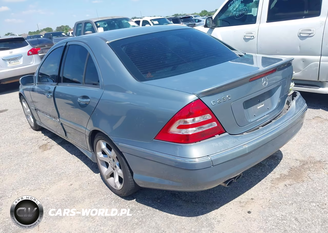 2007 Mercedes-Benz C 230 Sport VIN:WDBRF52H47A942402 - 3