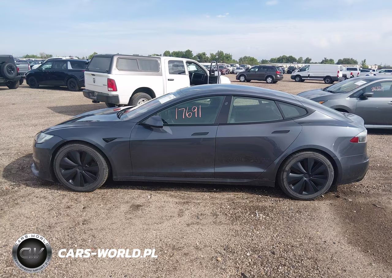 2021 Tesla Model S Long Range Dual Motor All-Wheel Drive VIN:5YJSA1E50MF428223 - 14