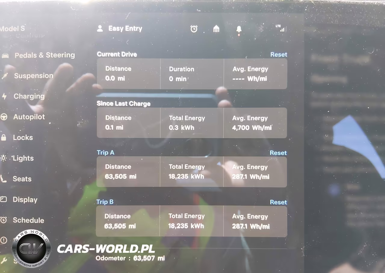 2021 Tesla Model S Long Range Dual Motor All-Wheel Drive VIN:5YJSA1E50MF428223 - 15