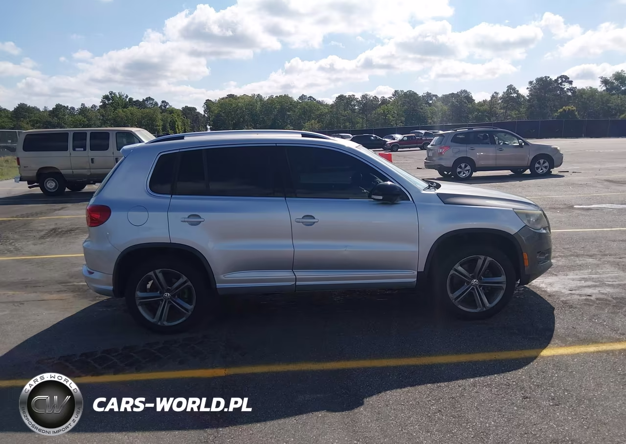 2017 Volkswagen Tiguan 2.0T Sport VIN:WVGUV7AX5HW504183 - 13