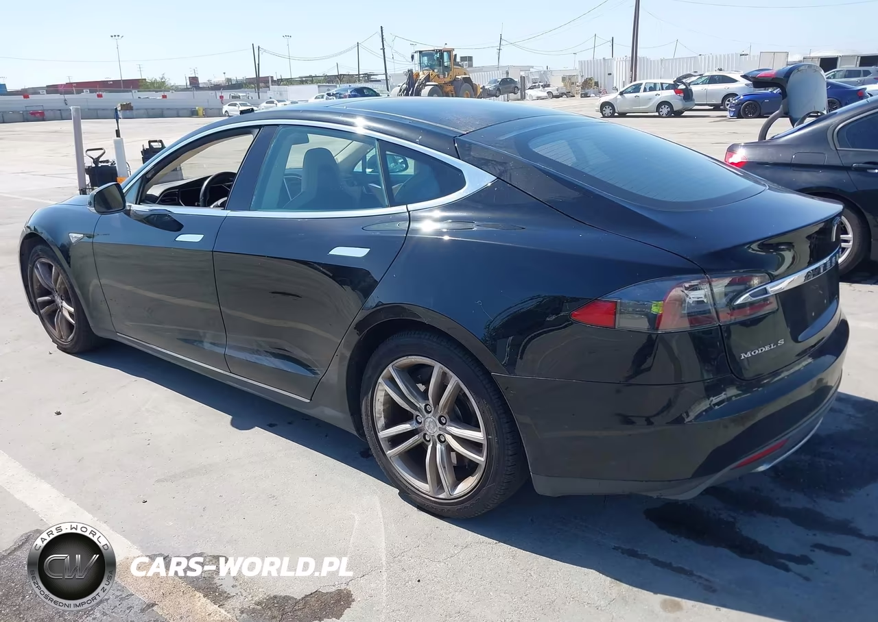 2013 Tesla Model S Performance VIN:5YJSA1CPXDFP24967 - 3