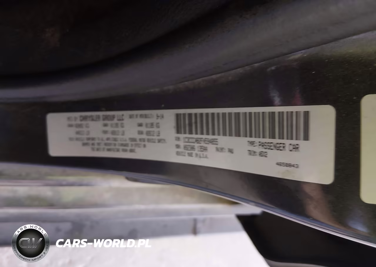 2015 Chrysler 200 Limited VIN:1C3CCCAB2FN594855 - 9