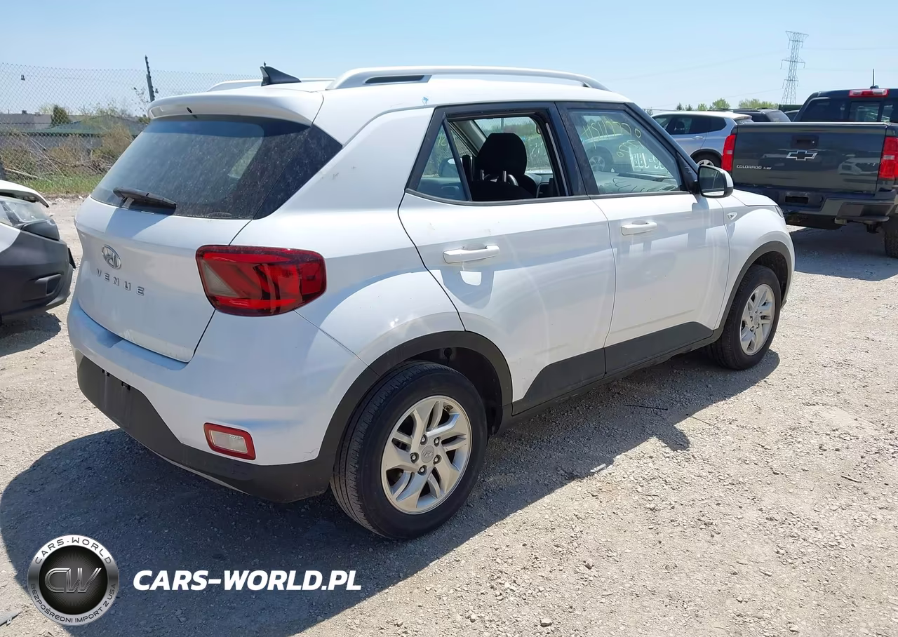 2020 Hyundai Venue Sel VIN:KMHRC8A36LU025158 - 4