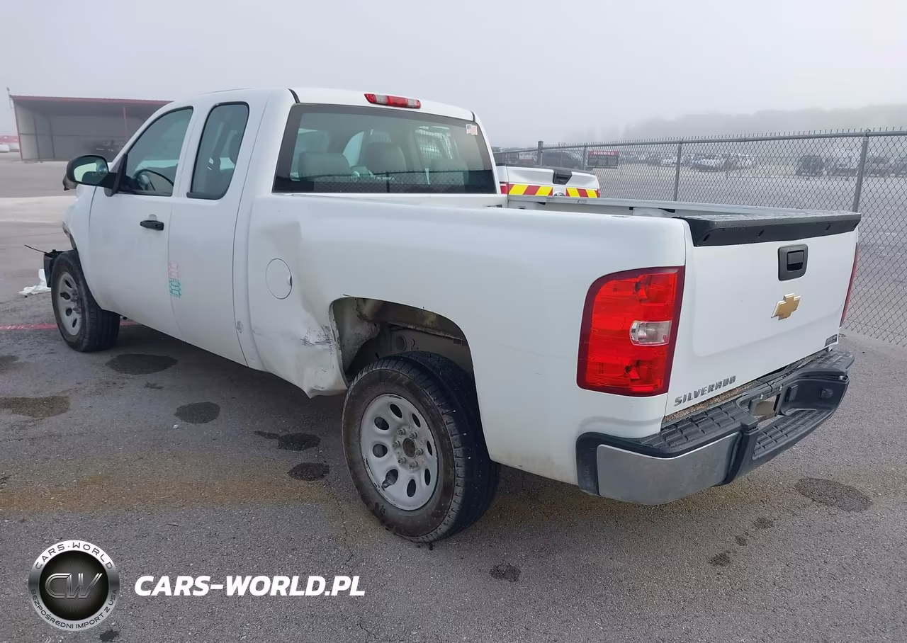 2013 Chevrolet Silverado 1500 Work Truck VIN:1GCRCPEX7DZ144899 - 3