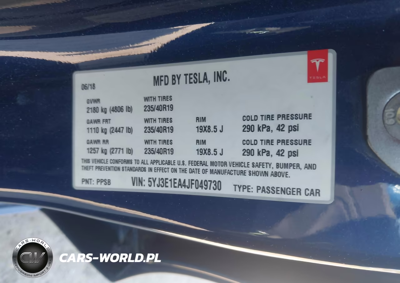 2018 Tesla Model 3 Long Range-Mid Range VIN:5YJ3E1EA4JF049730 - 9