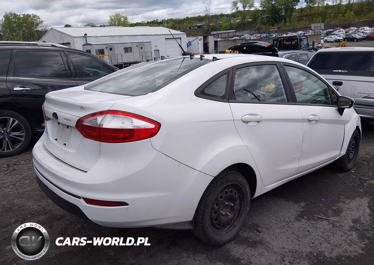 2016 Ford Fiesta S VIN:3FADP4AJ0GM120566 - 4
