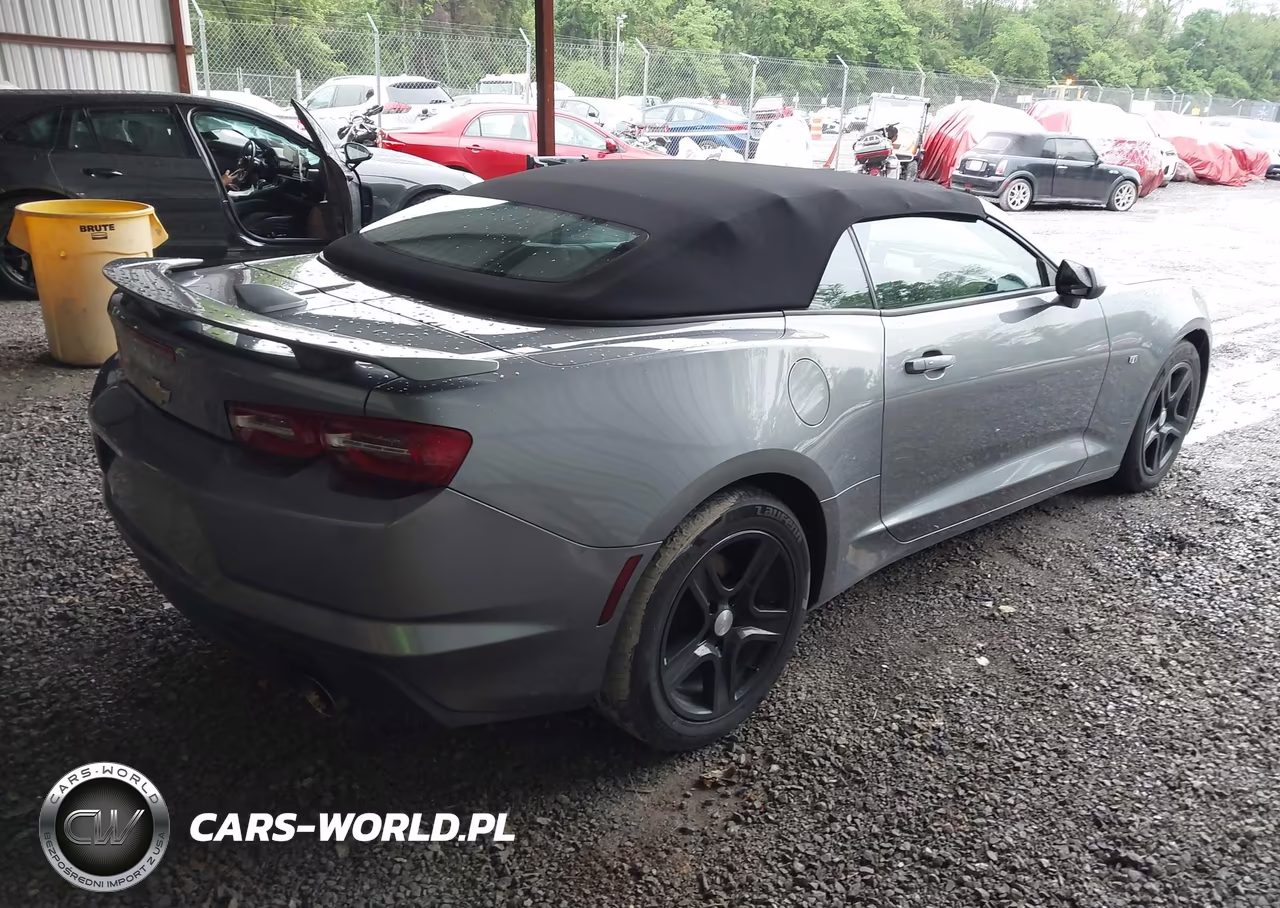 2020 Chevrolet Camaro Rwd 1Lt VIN:1G1FB3DX1L0120156 - 4