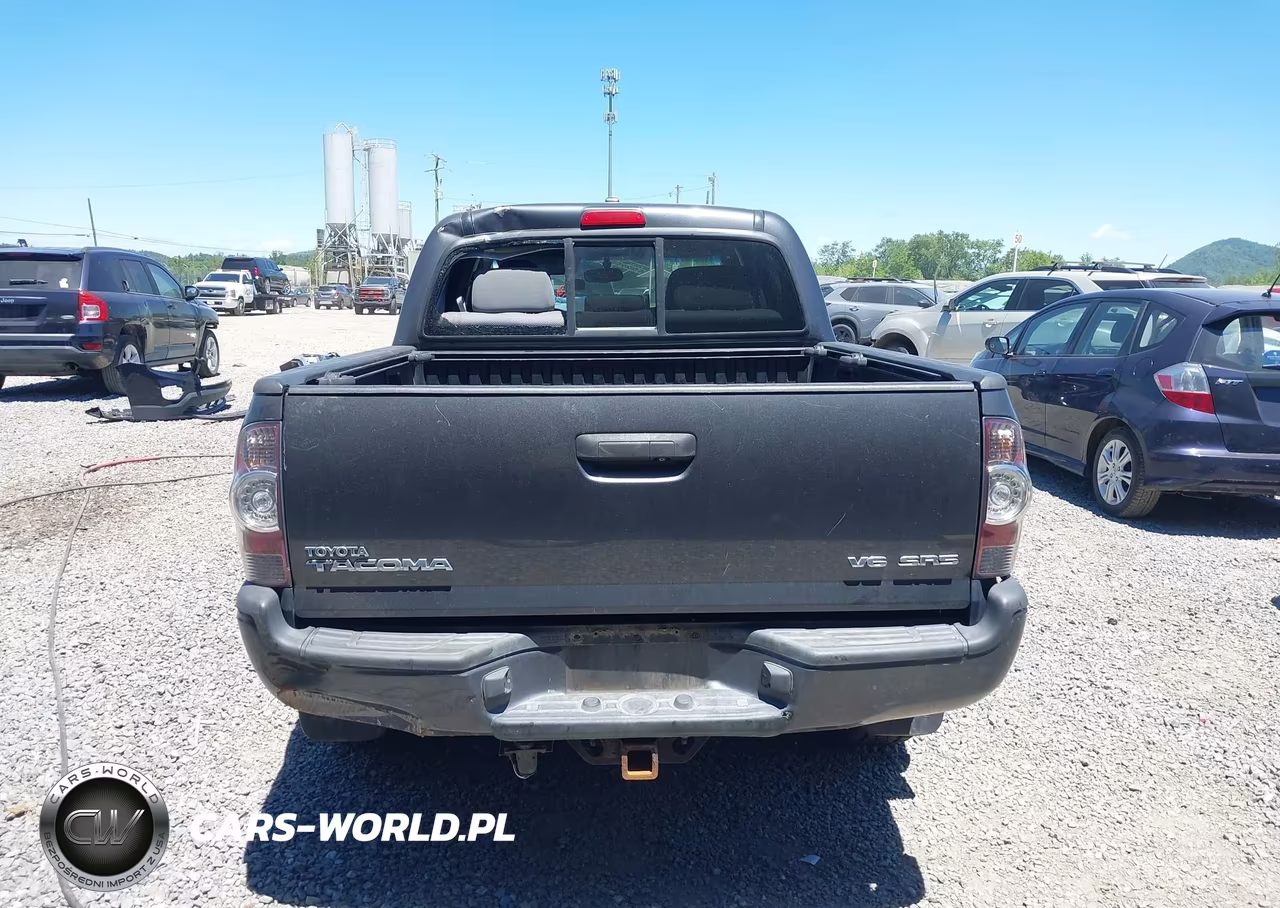 2009 Toyota Tacoma Base V6 VIN:3TMLU42NX9M036077 - 16