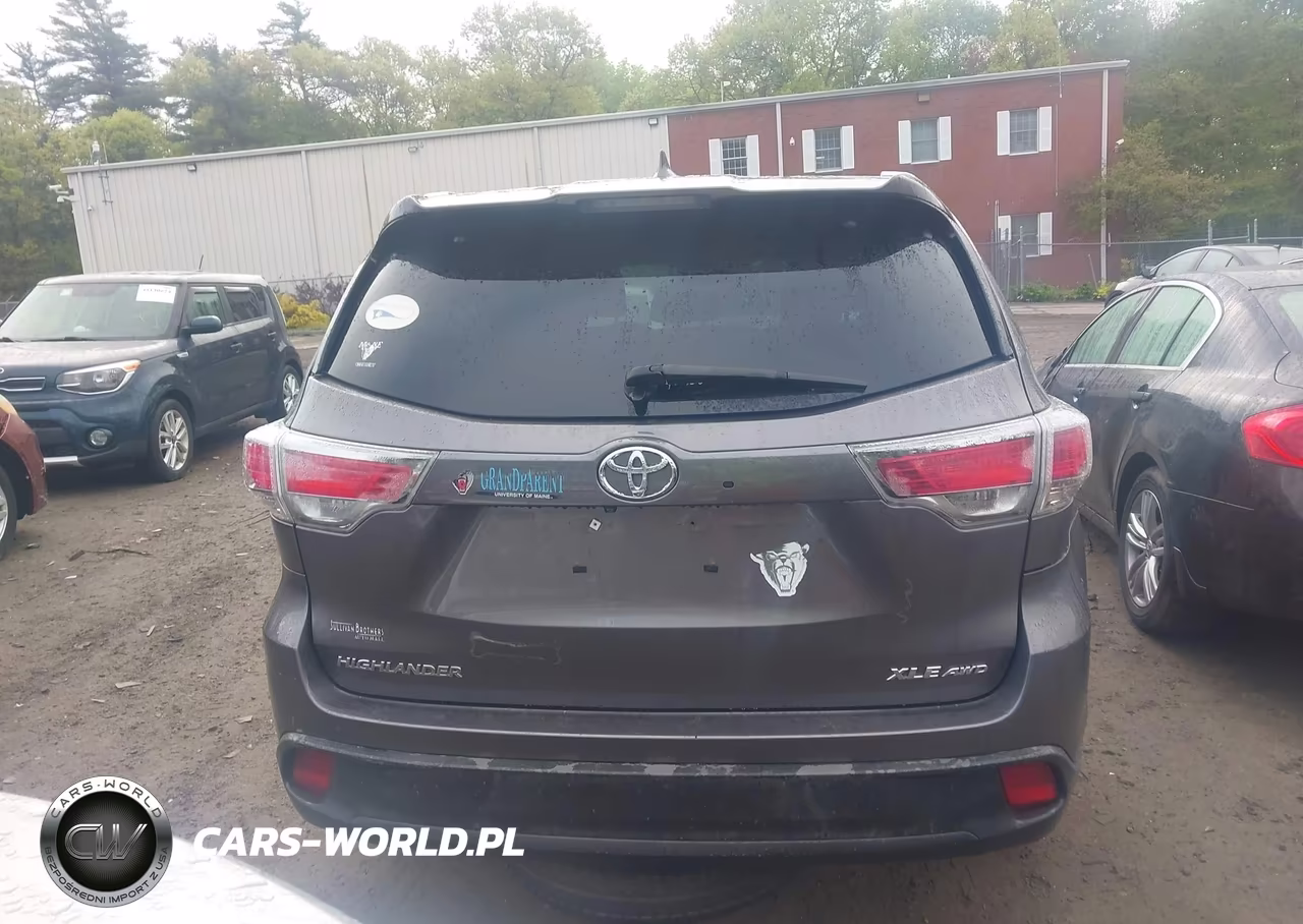 2015 Toyota Highlander Xle V6 VIN:5TDJKRFH5FS101475 - 16