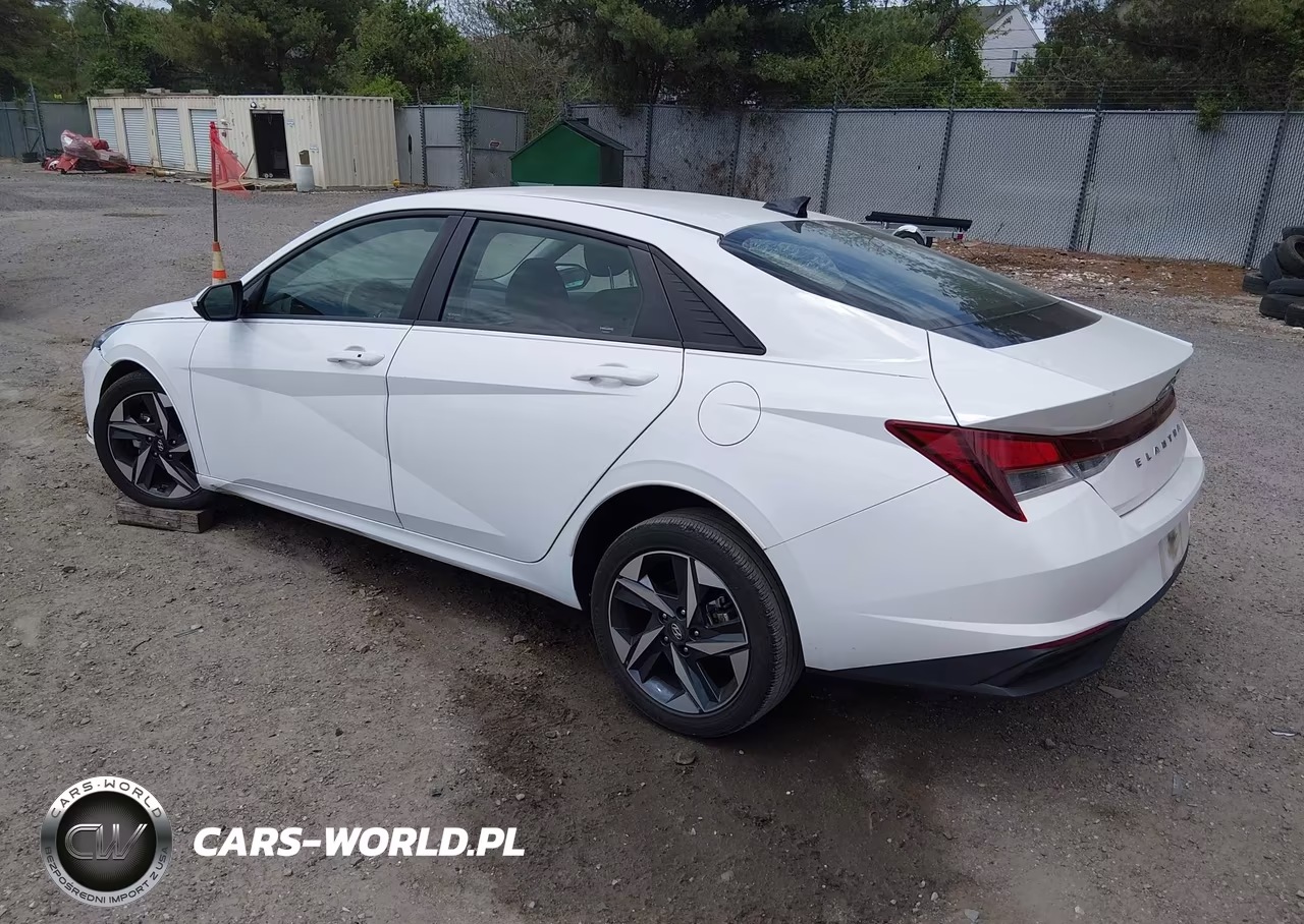 2023 Hyundai Elantra Sel VIN:5NPLS4AGXPH102784 - 3