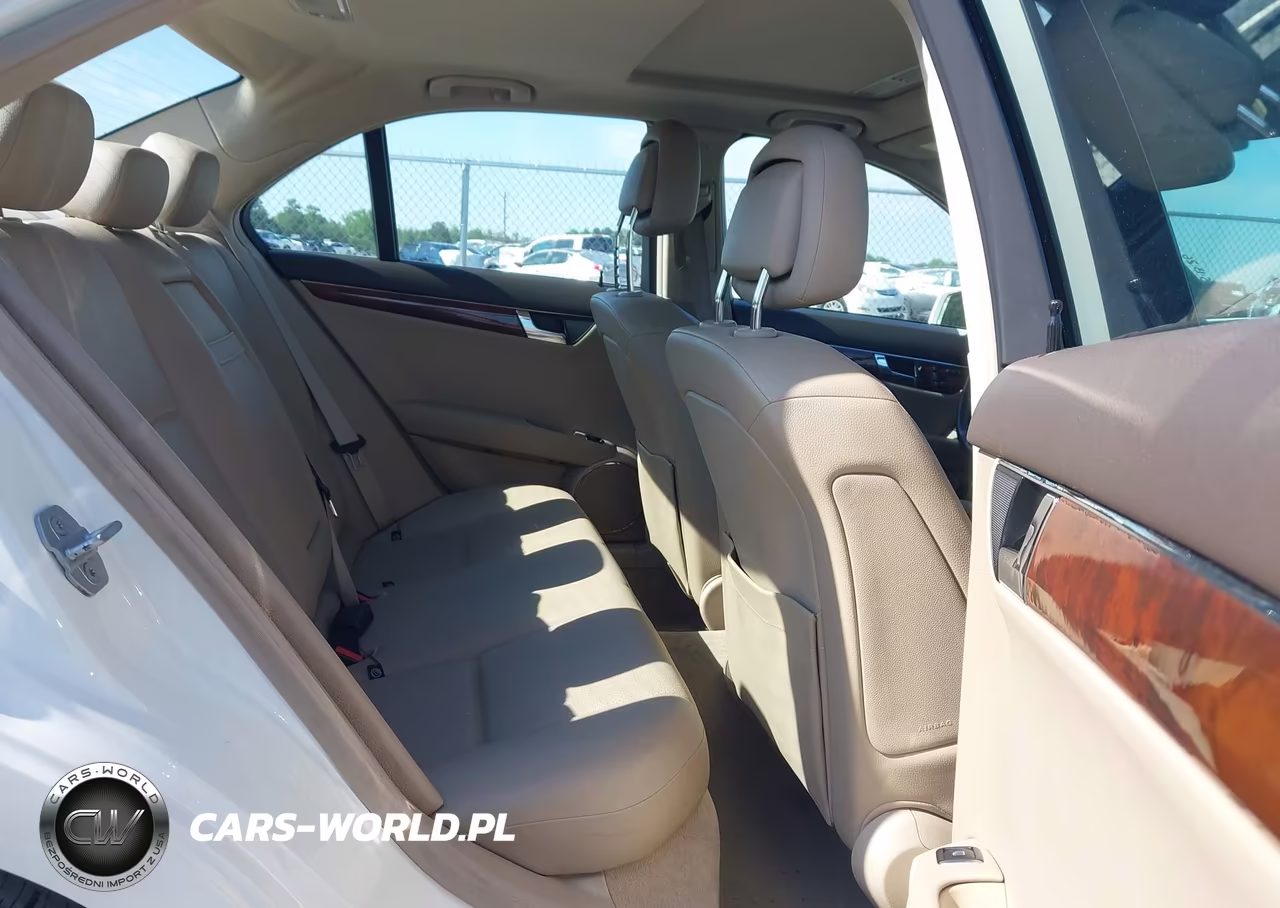 2011 Mercedes-Benz C 300 Luxury 4Matic-Sport 4Matic VIN:WDDGF8BB2BR175865 - 8