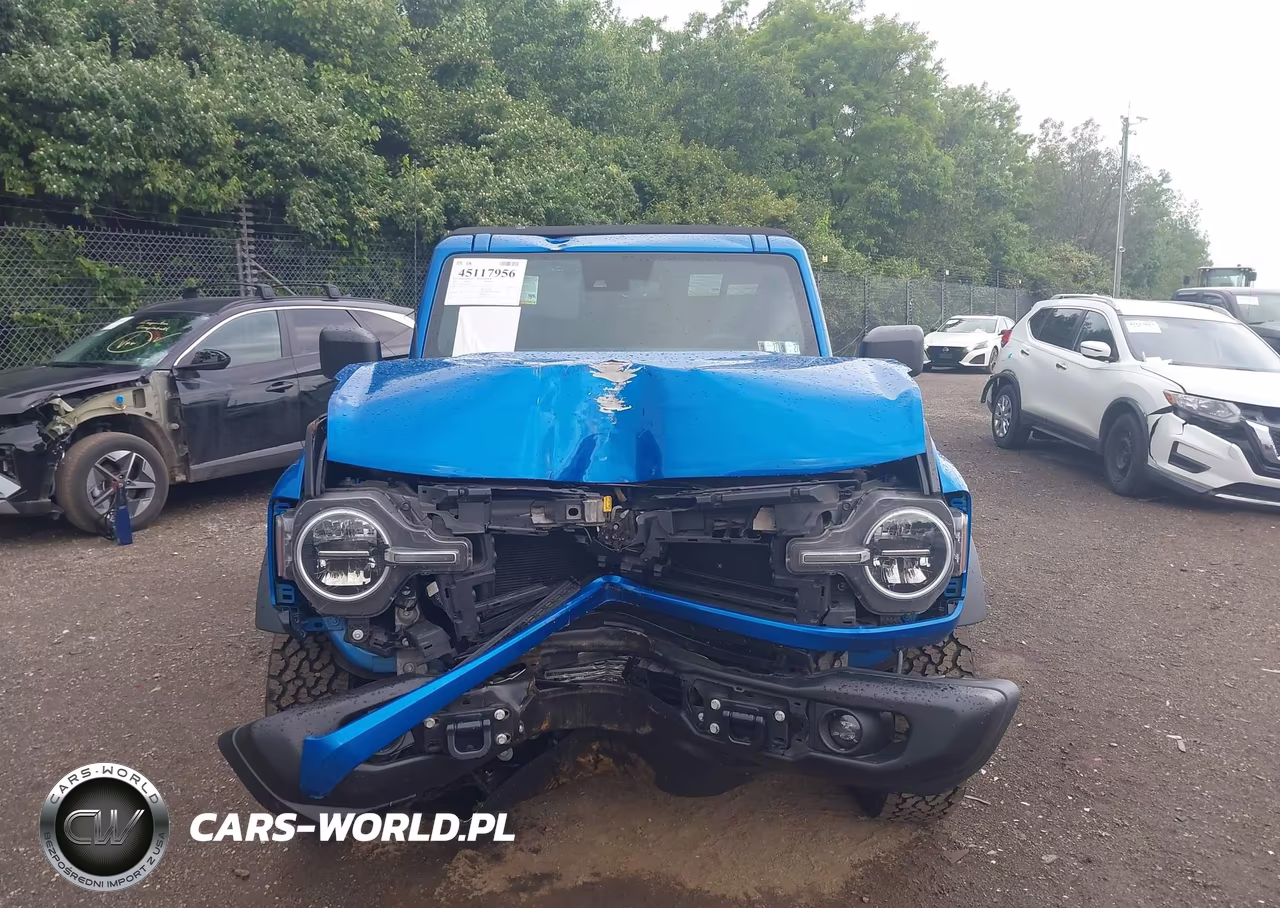 2022 Ford Bronco Black Diamond VIN:1FMDE5BH7NLB87290 - 13