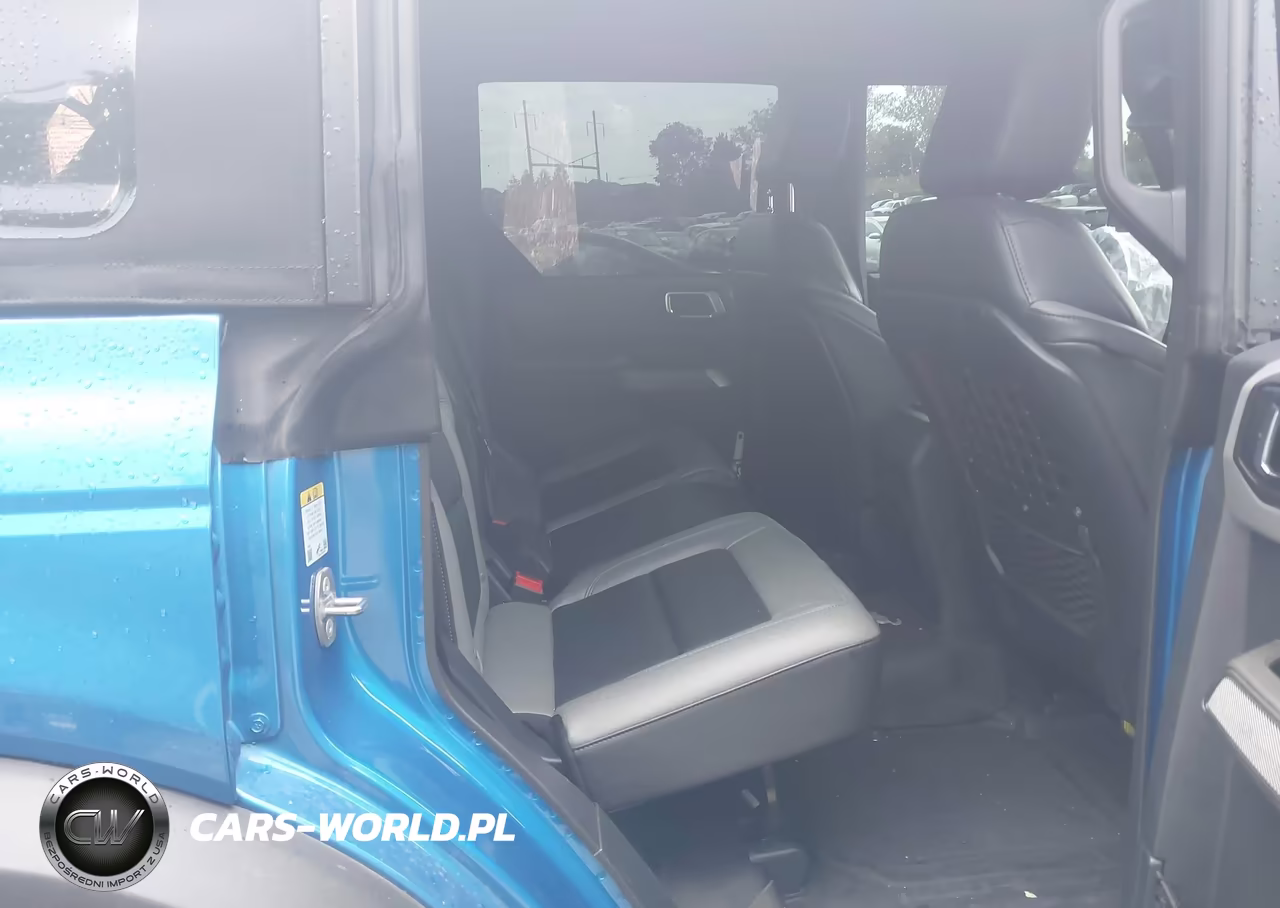 2022 Ford Bronco Black Diamond VIN:1FMDE5BH7NLB87290 - 8