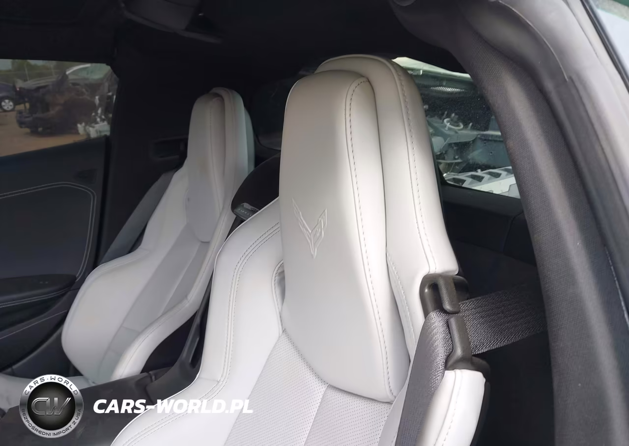 2024 Chevrolet Corvette Stingray VIN:1G1YA2D42R5111019 - 8