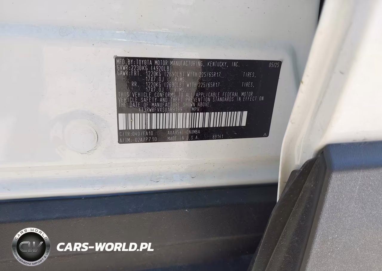 2025 Toyota Rav4 Hybrid Xle VIN:4T3RWRFVXSU189199 - 9