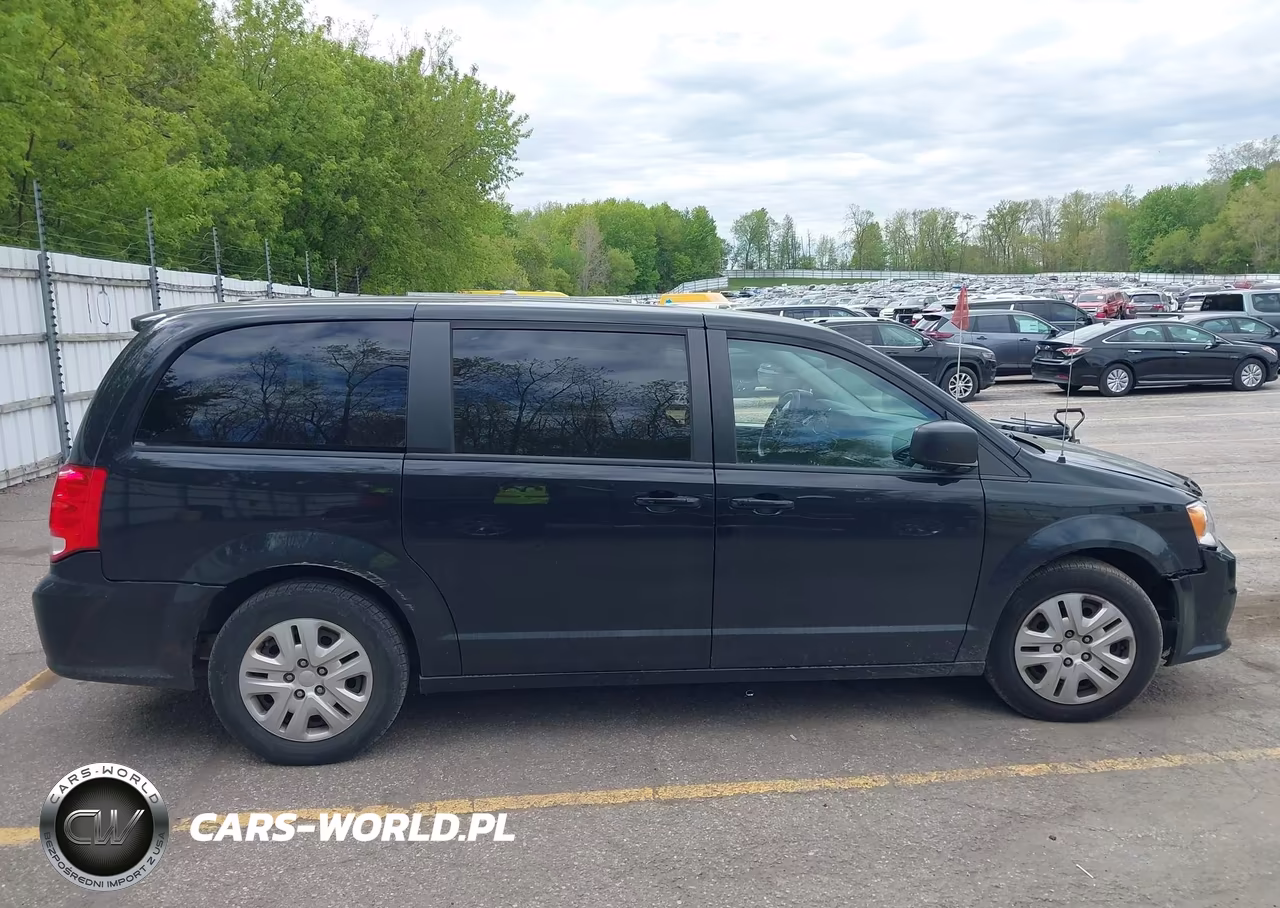 2018 Dodge Grand Caravan Se VIN:2C4RDGBG4JR165913 - 14