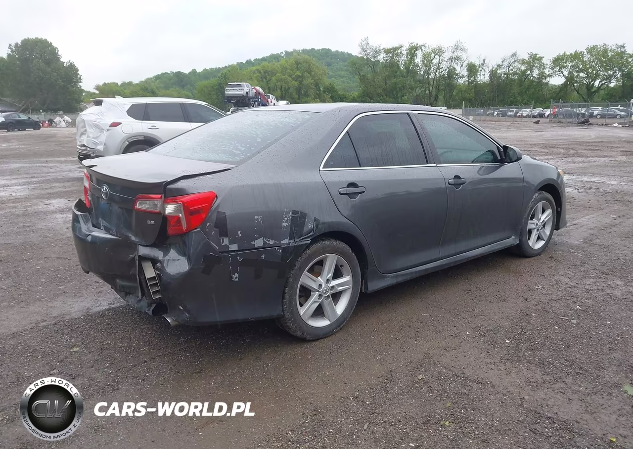 2014 Toyota Camry Se VIN:4T1BF1FK0EU459448 - 4