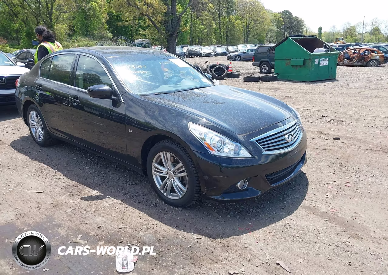 2015 Infiniti Q40