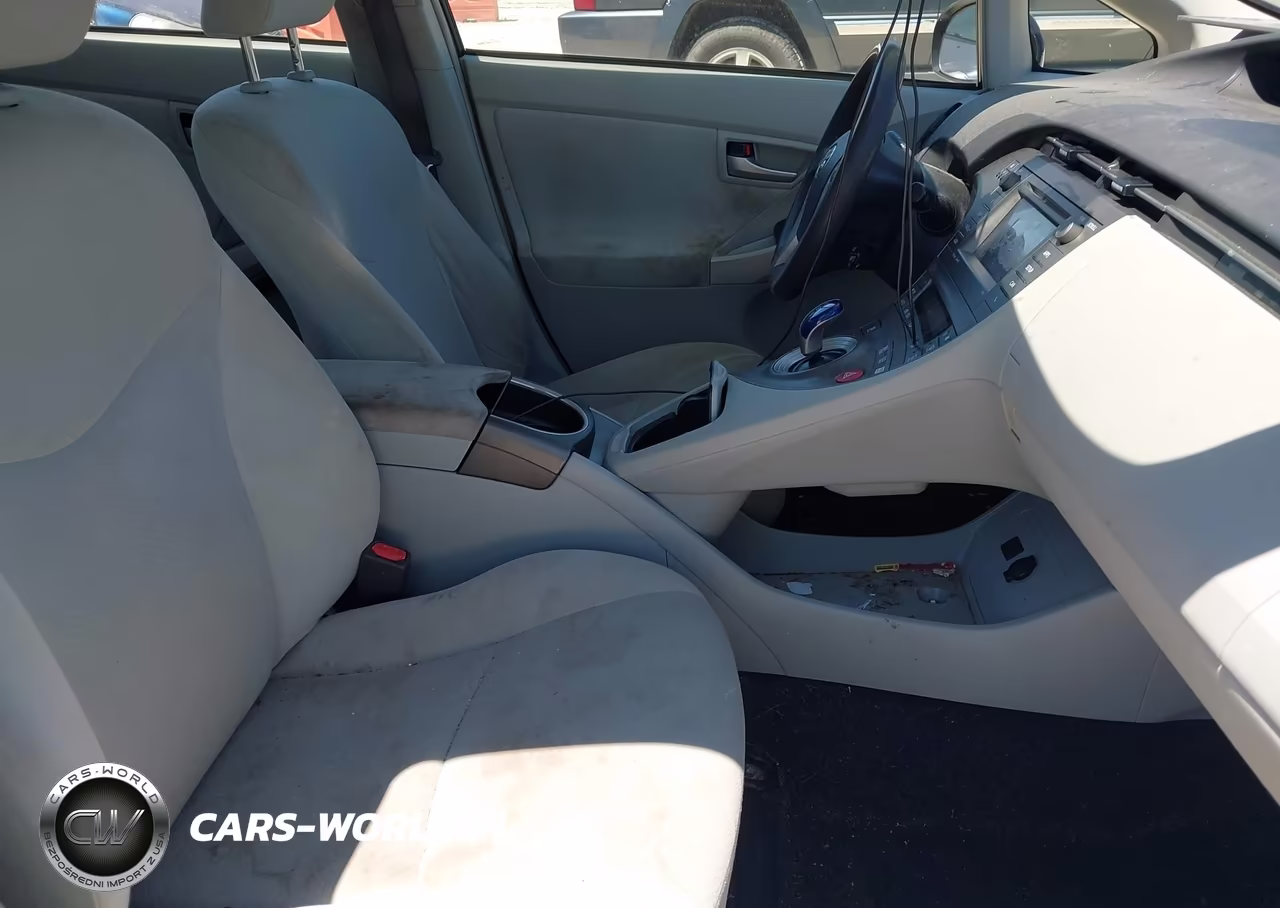2014 Toyota Prius Three VIN:JTDKN3DU7E1824751 - 5