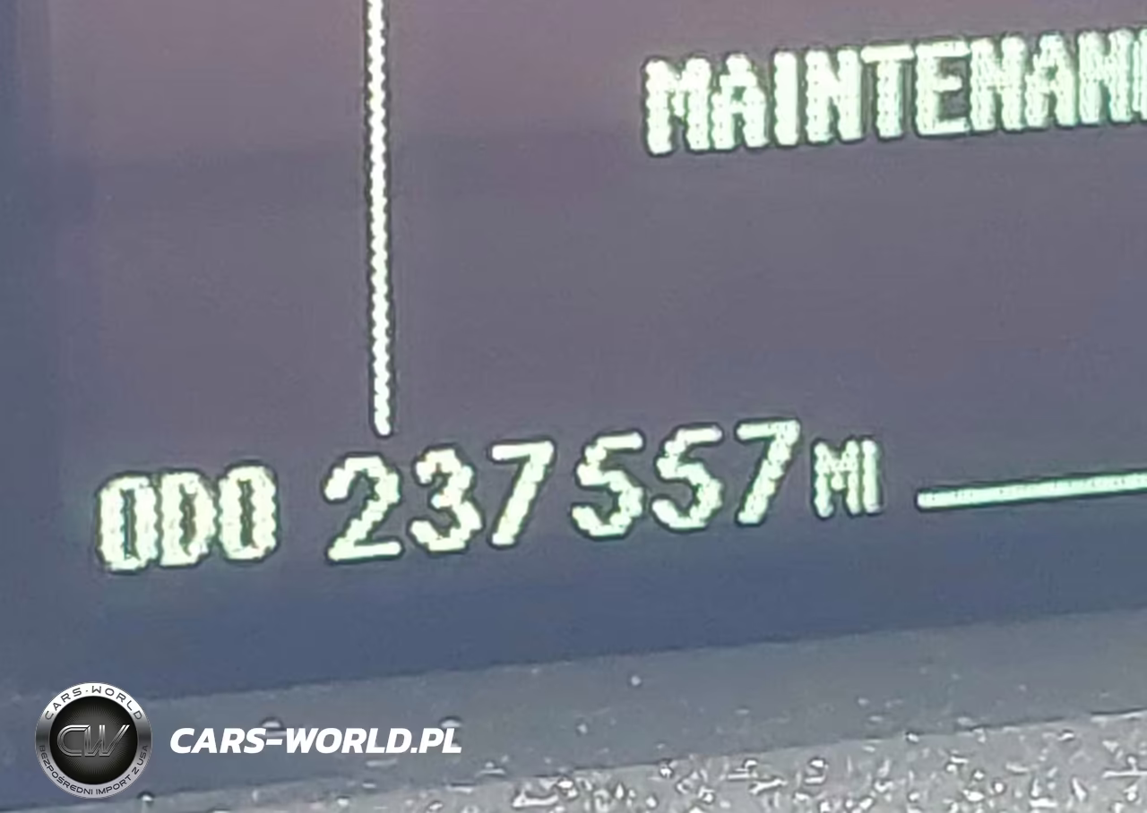 2013 Toyota Prius Two VIN:JTDKN3DU6D5582428 - 16
