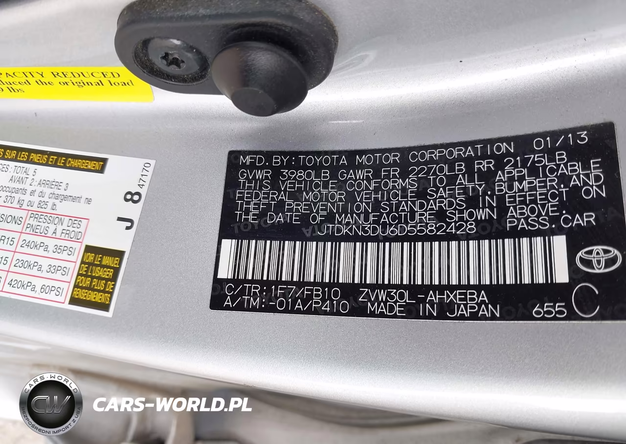 2013 Toyota Prius Two VIN:JTDKN3DU6D5582428 - 9