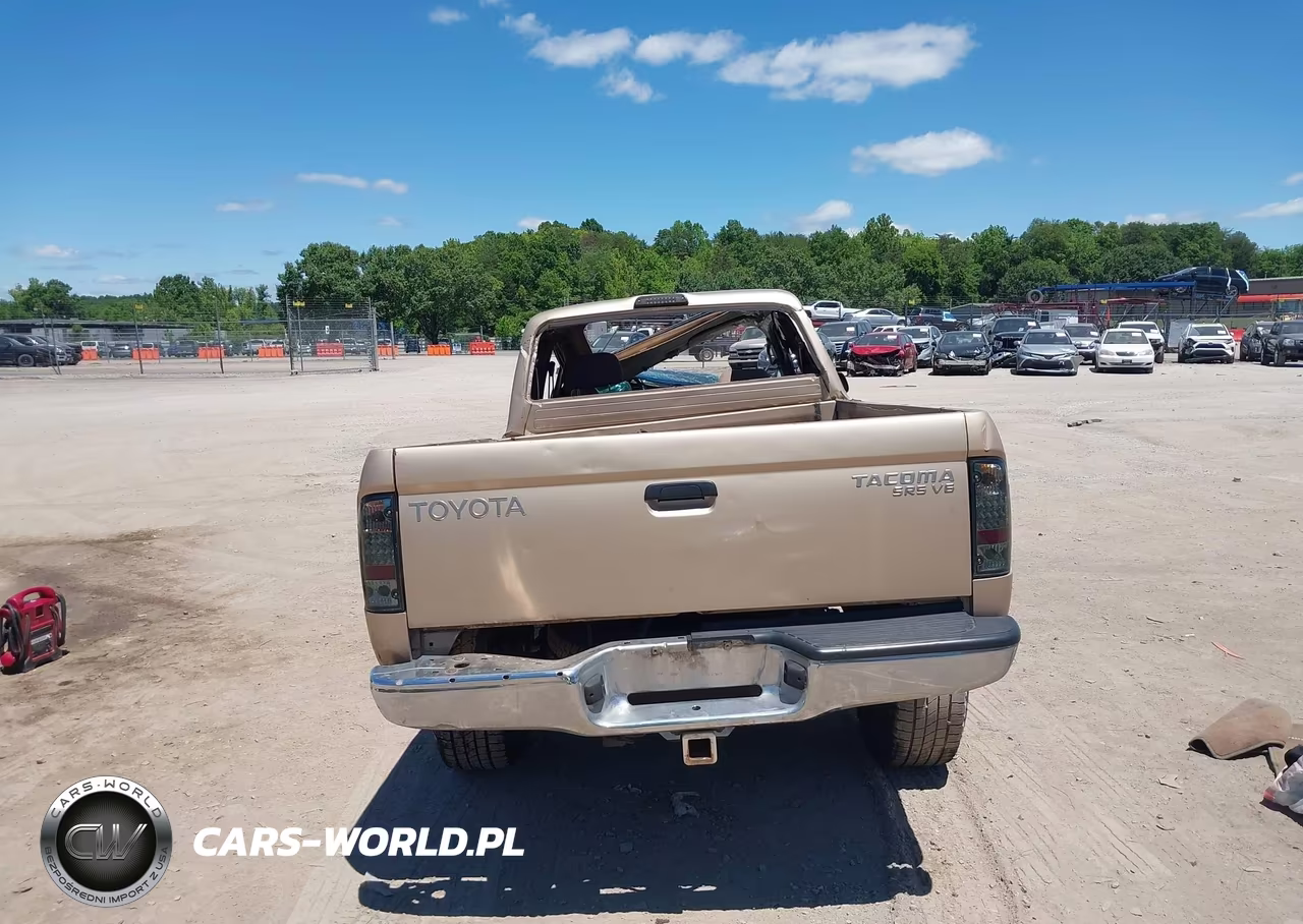 1999 Toyota Tacoma VIN:4TAWN72N9XZ551140 - 15