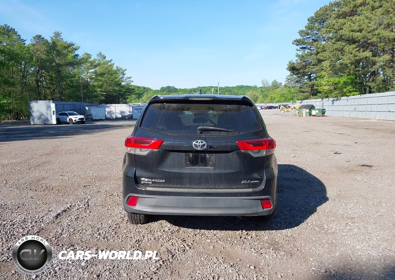 2017 Toyota Highlander Xle VIN:5TDJZRFHXHS421793 - 15