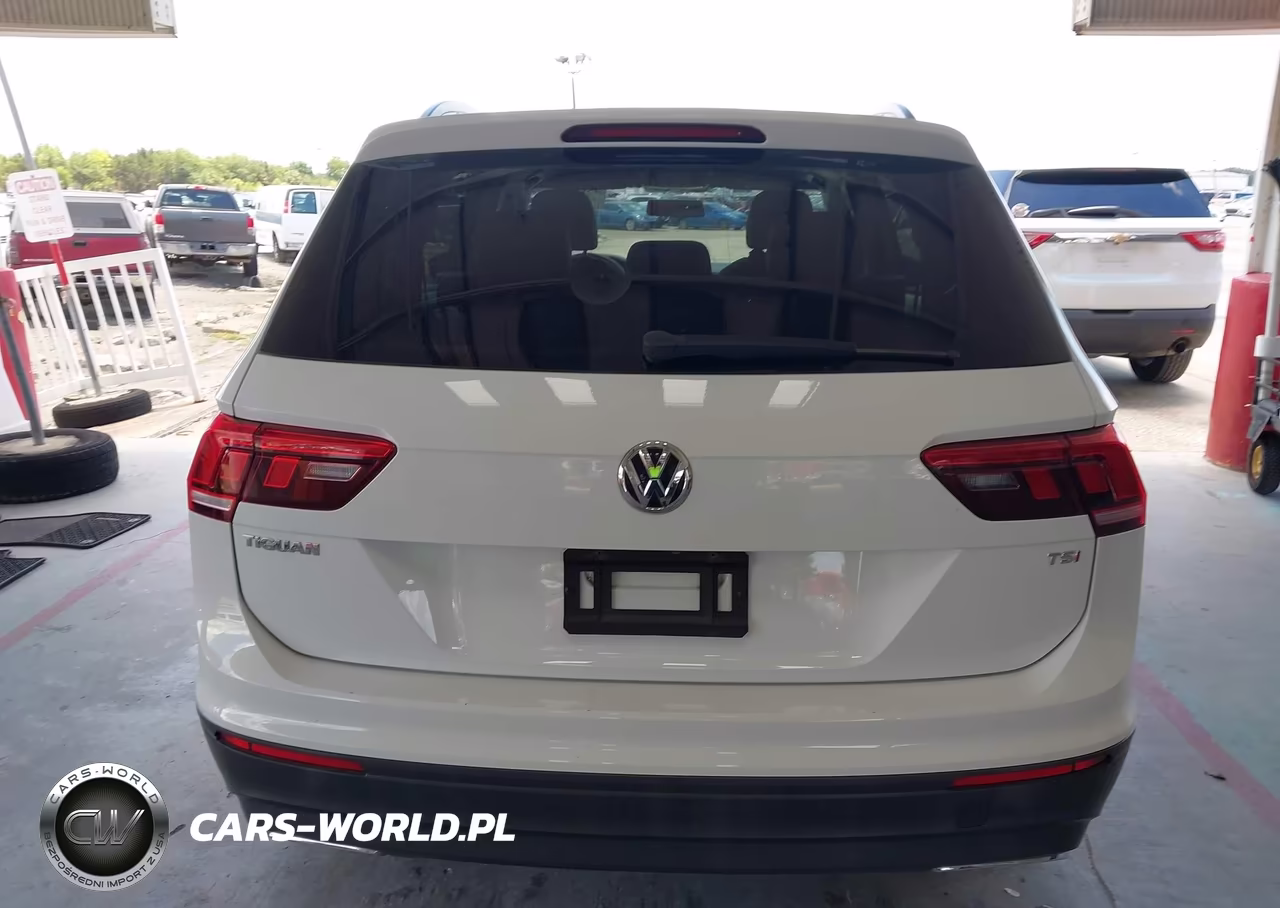2018 Volkswagen Tiguan 2.0T S VIN:3VV1B7AX7JM107629 - 17