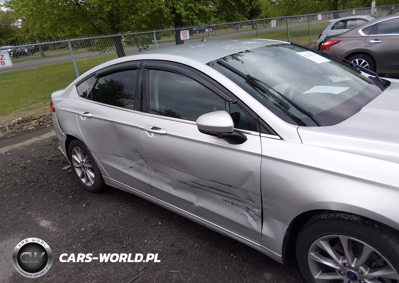 2017 Ford Fusion Hybrid Se VIN:3FA6P0LU8HR346030 - 17