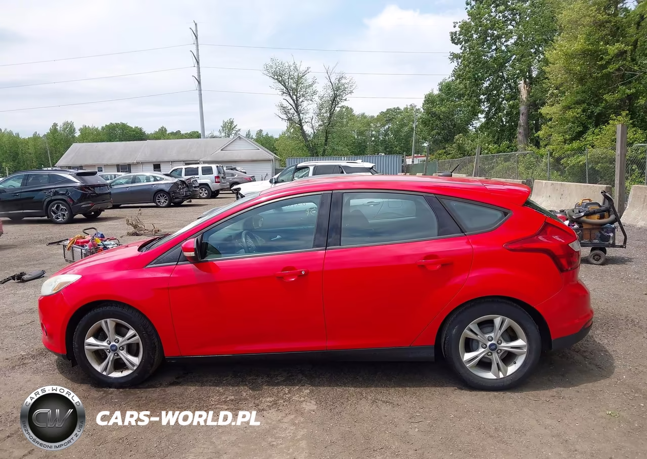 2013 Ford Focus Se VIN:1FADP3K22DL360295 - 14