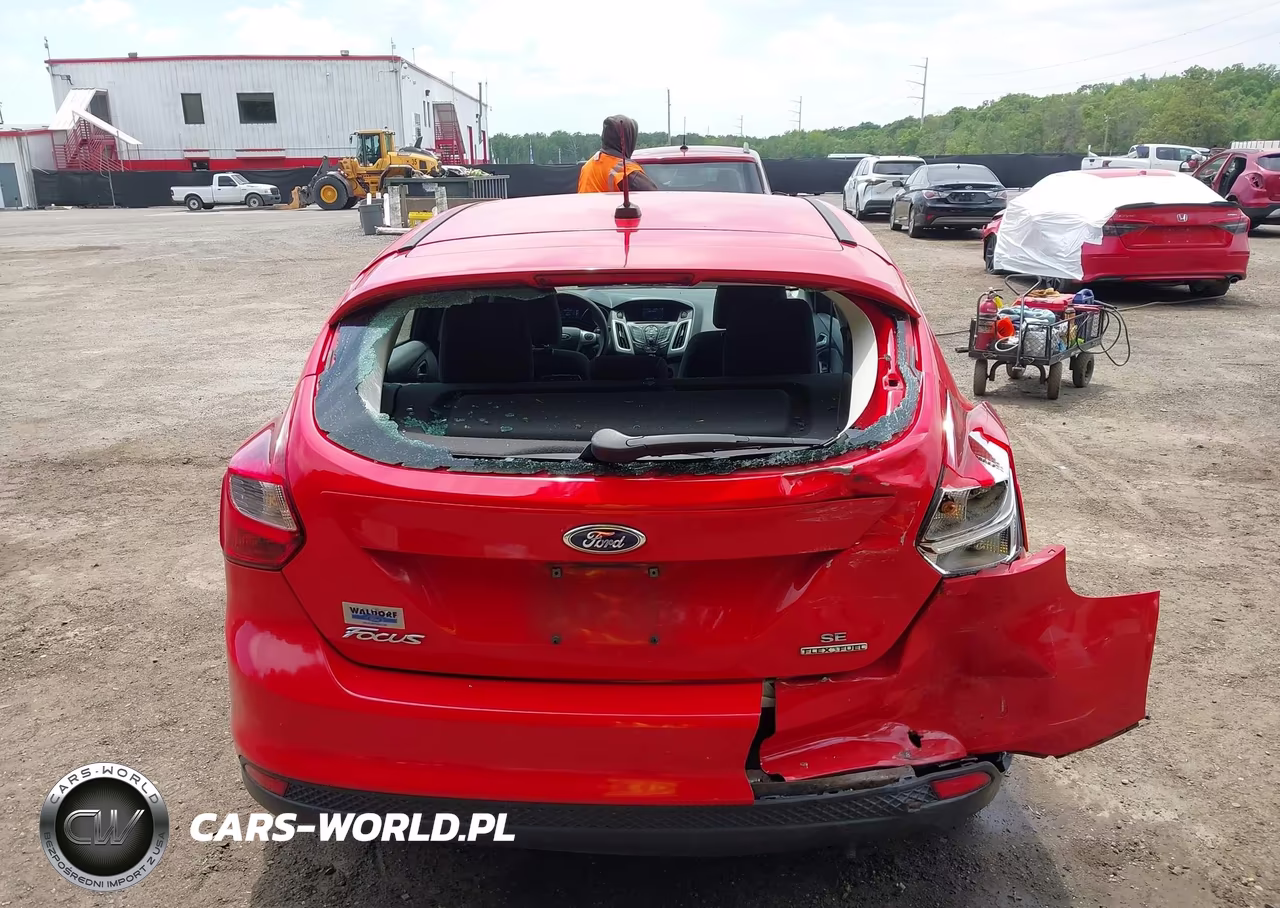 2013 Ford Focus Se VIN:1FADP3K22DL360295 - 16