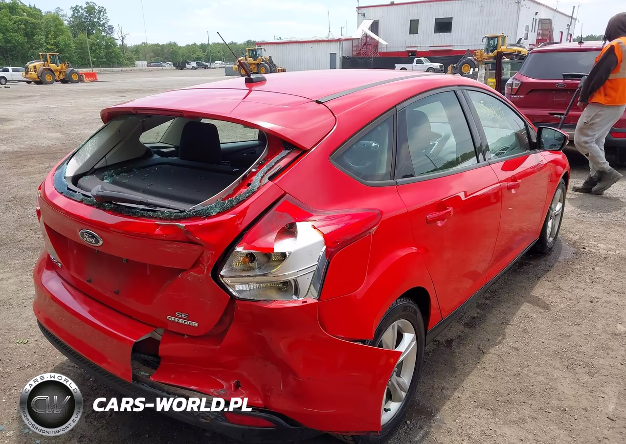 2013 Ford Focus Se VIN:1FADP3K22DL360295 - 4
