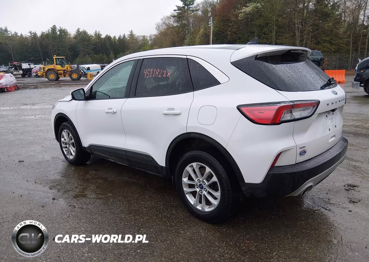 2021 Ford Escape Se VIN:1FMCU9G62MUA29347 - 3
