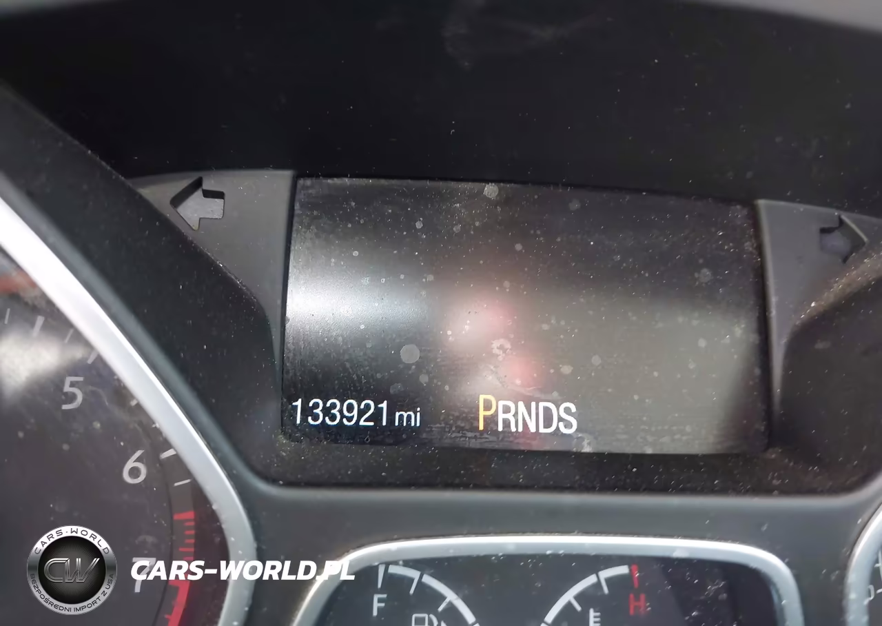 2016 Ford Focus Se VIN:1FADP3K29GL304441 - 15