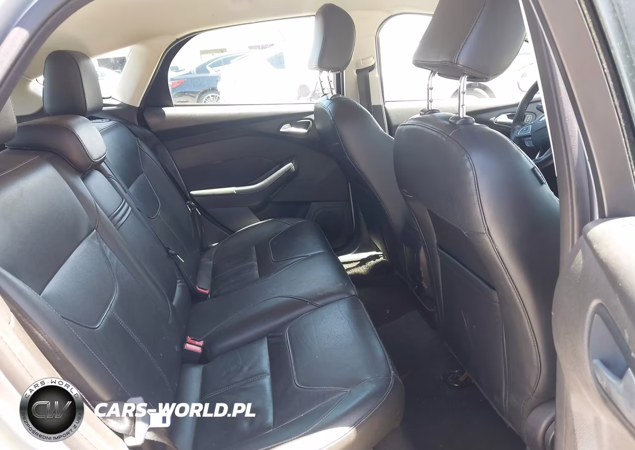 2016 Ford Focus Se VIN:1FADP3K29GL304441 - 8