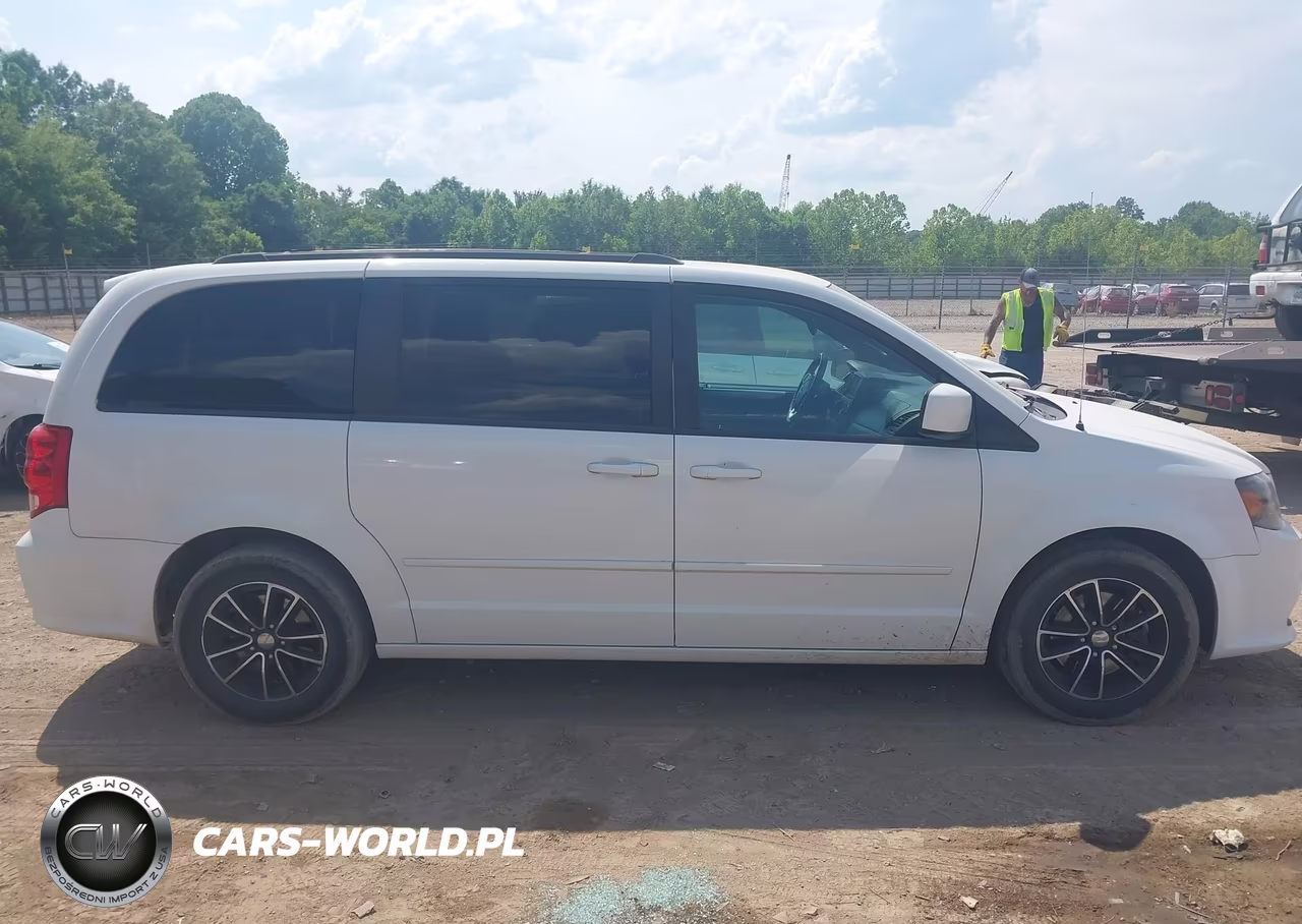 2017 Dodge Grand Caravan Gt VIN:2C4RDGEG8HR799196 - 13