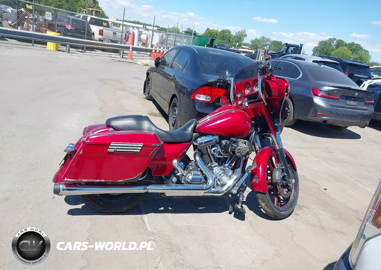 2010 Harley-Davidson Flhx VIN:1HD1KB419AB608973 - 11