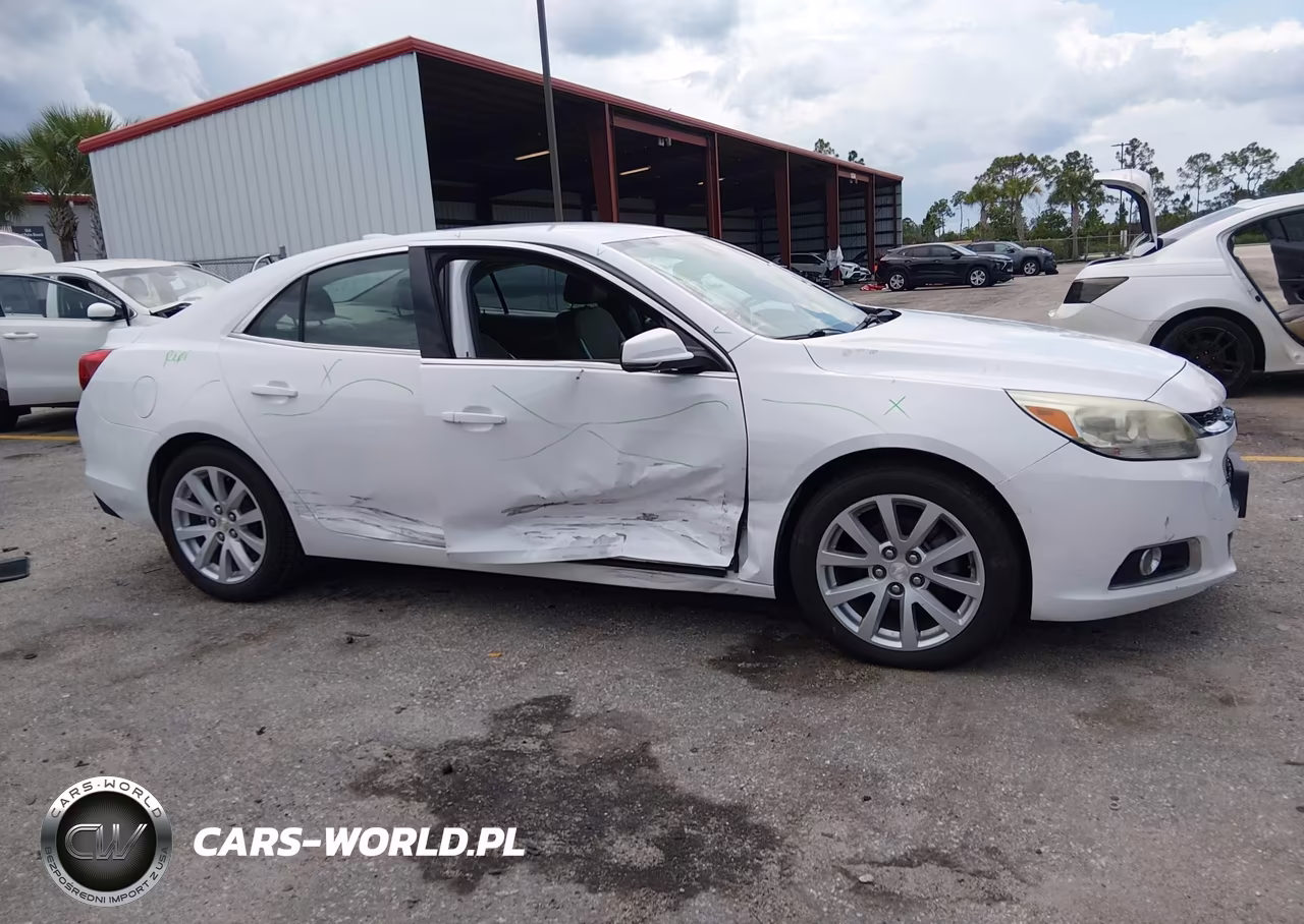 2015 Chevrolet Malibu 2Lt VIN:1G11D5SL3FF151913 - 13