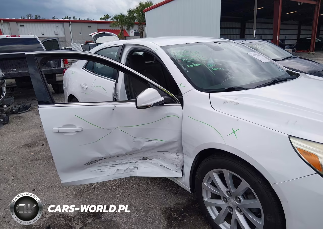 2015 Chevrolet Malibu 2Lt VIN:1G11D5SL3FF151913 - 6