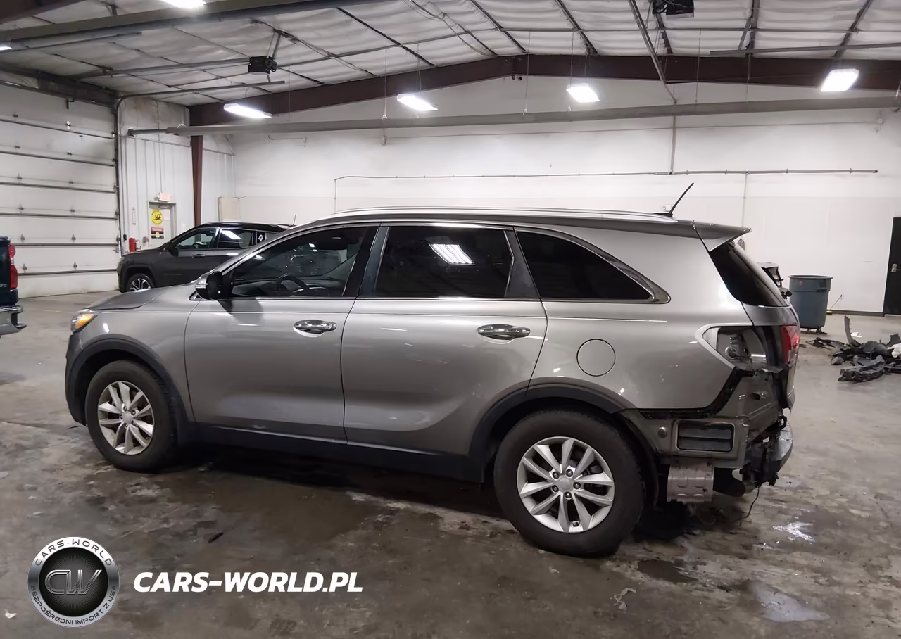 2018 Kia Sorento 3.3L Lx VIN:5XYPG4A52JG387433 - 15