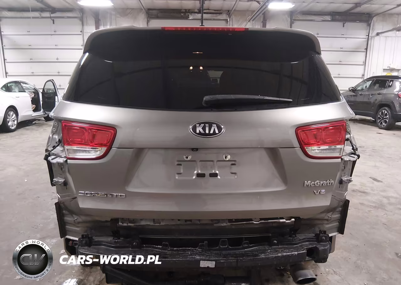 2018 Kia Sorento 3.3L Lx VIN:5XYPG4A52JG387433 - 6