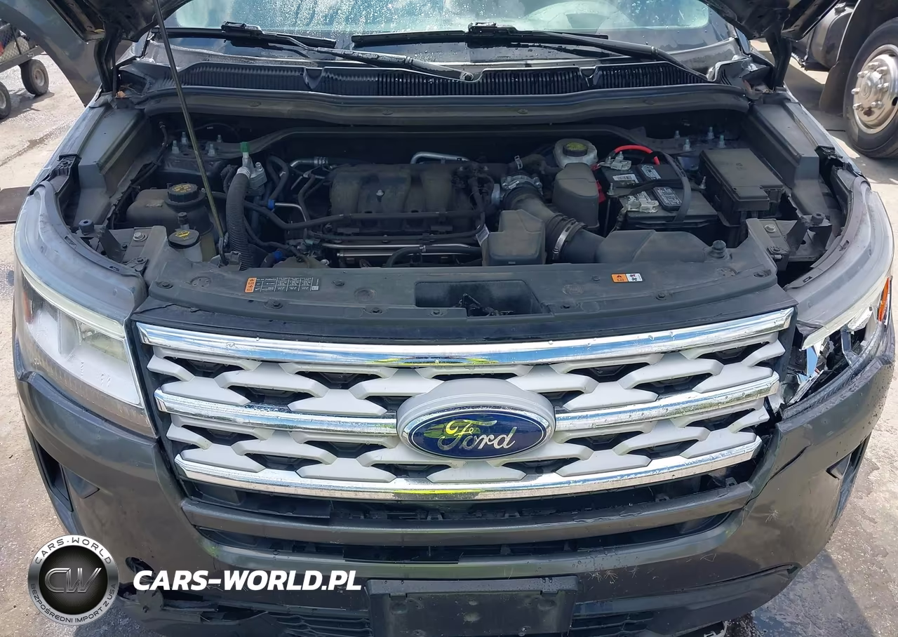2018 Ford Explorer Xlt VIN:1FM5K8D82JGC51234 - 10