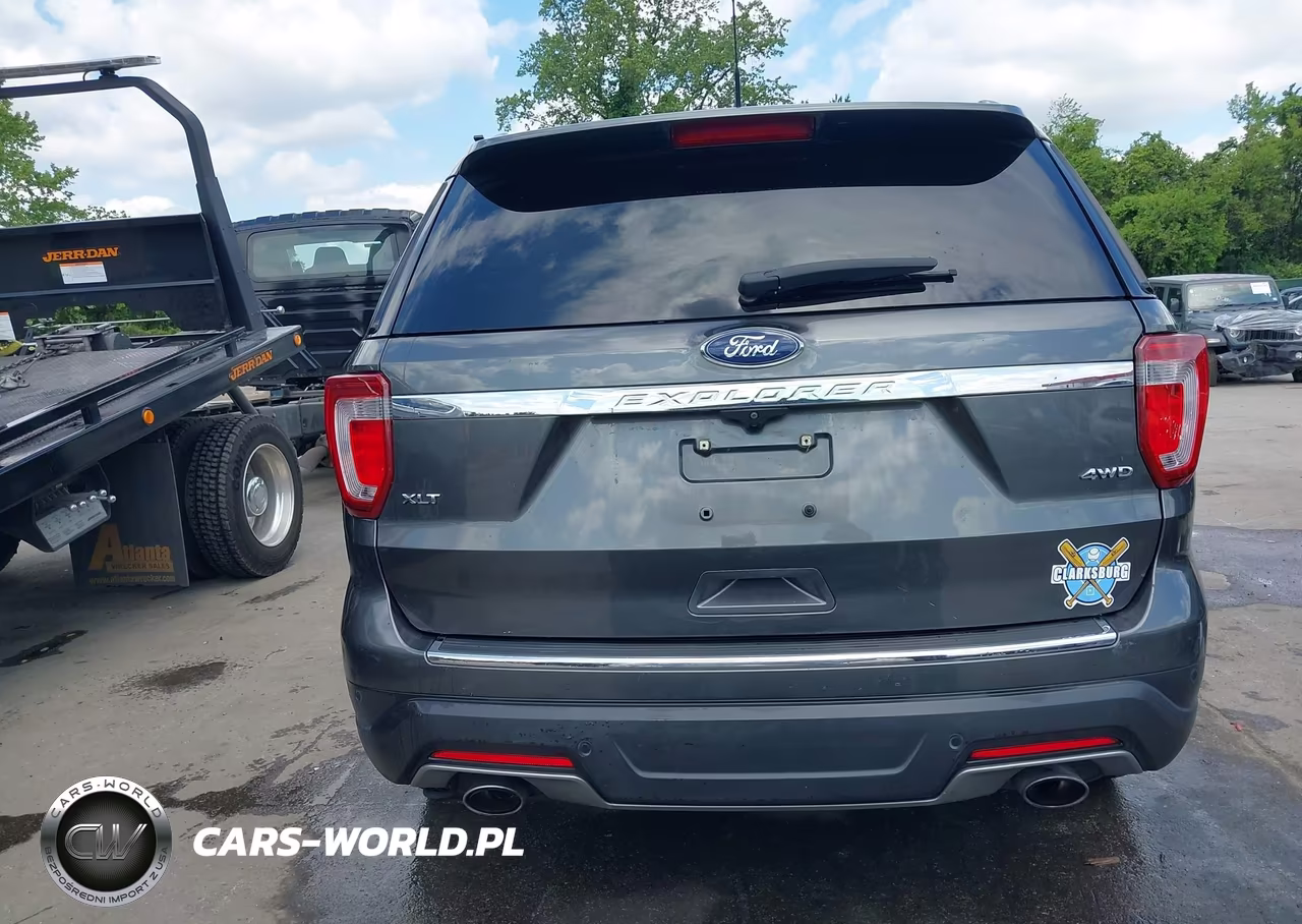 2018 Ford Explorer Xlt VIN:1FM5K8D82JGC51234 - 16