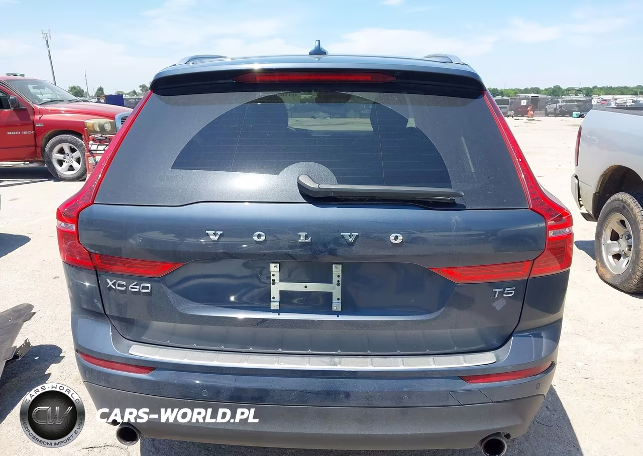 2020 Volvo Xc60 T5 Momentum VIN:YV4102DK2L1582738 - 16