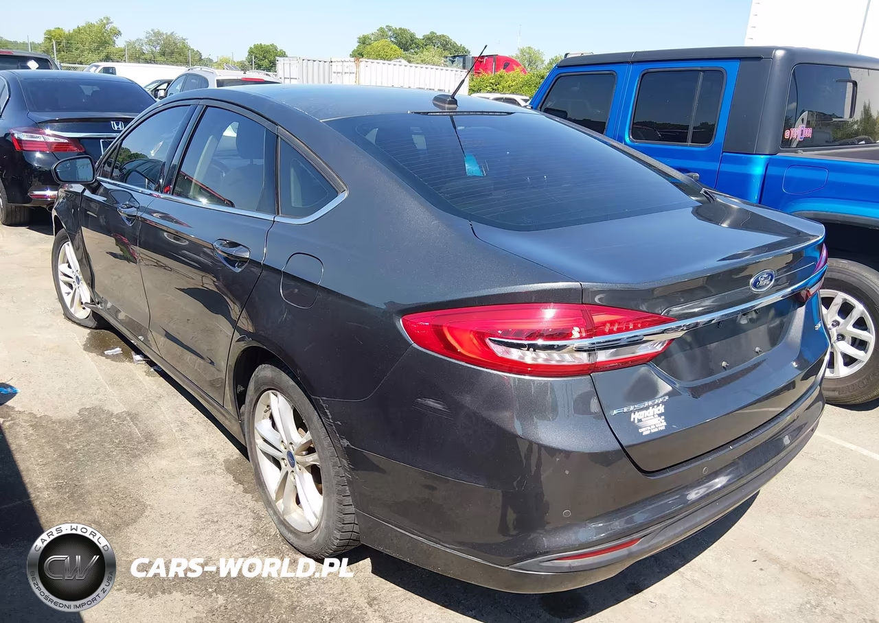 2018 Ford Fusion Se VIN:3FA6P0H77JR284015 - 3